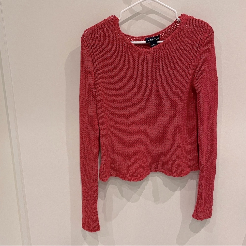 Ann Taylor women’s red sweater